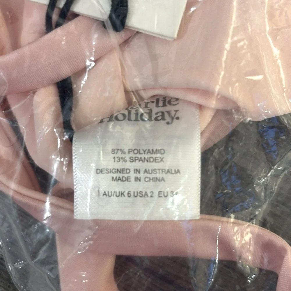 NWT [Charlie Holiday] Pina Colada Graphic High-Cut One-Piece Swimsuit Women's 2 - Picture 7 of 8